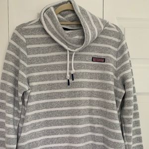 Vinyard Vines sweatshirt/shirt